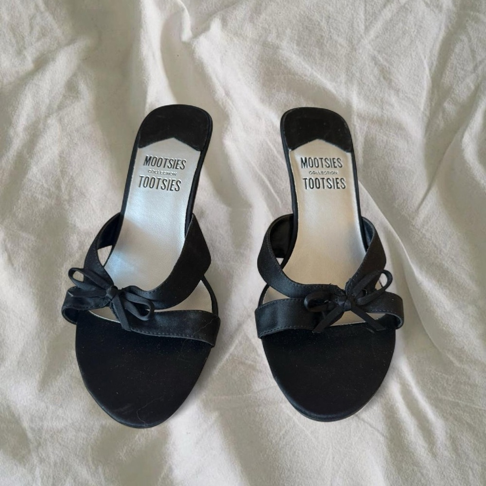 Mootsies Tootsies Black Bow Kitten Heels